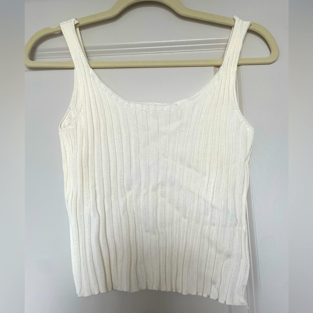 White knit crop tank